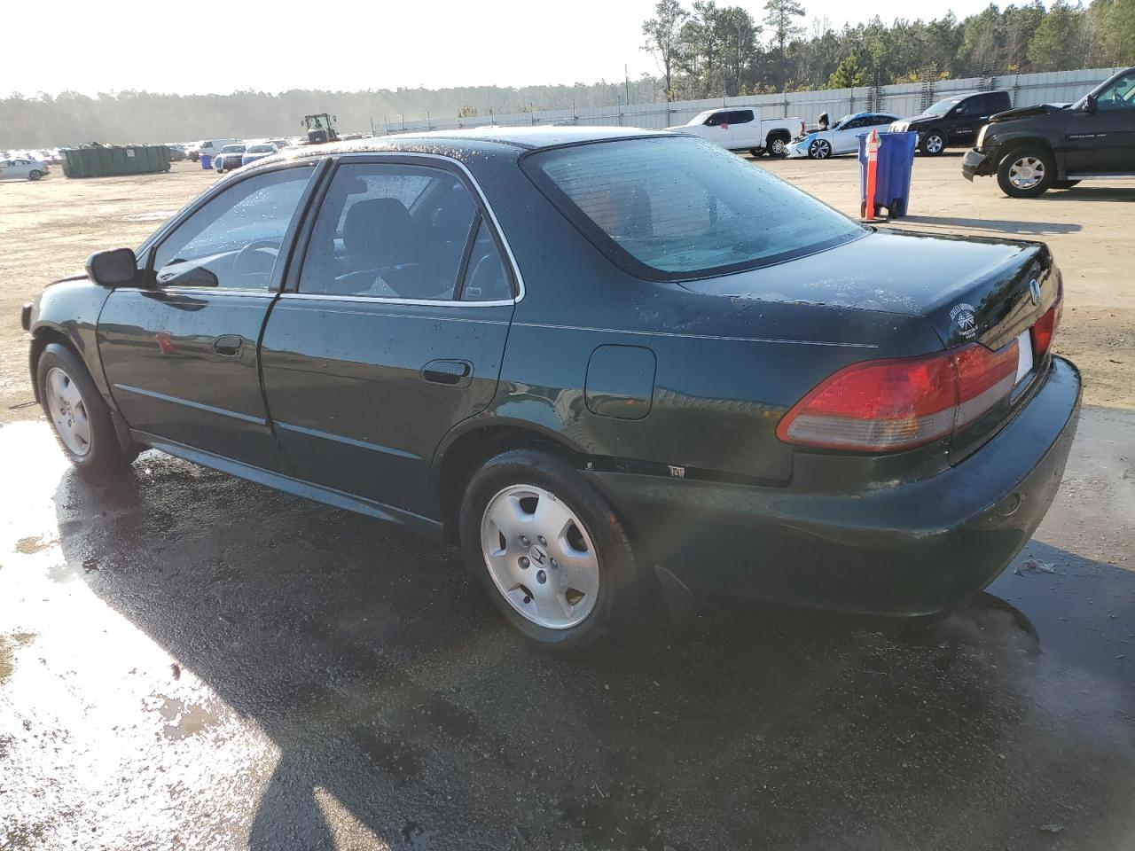 2001 Honda Accord - Image 2