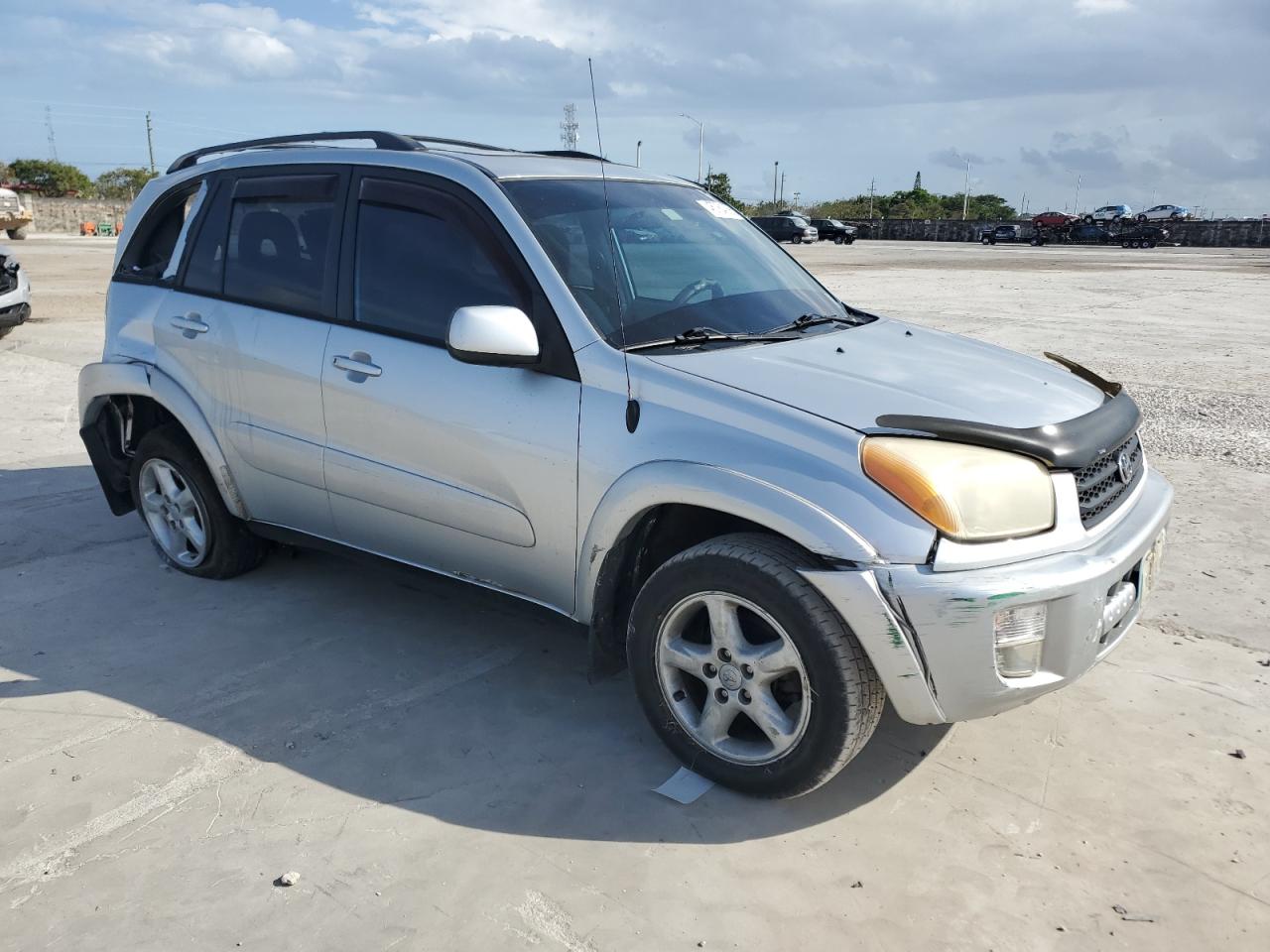 2003 Toyota RAV 4 - Image 4
