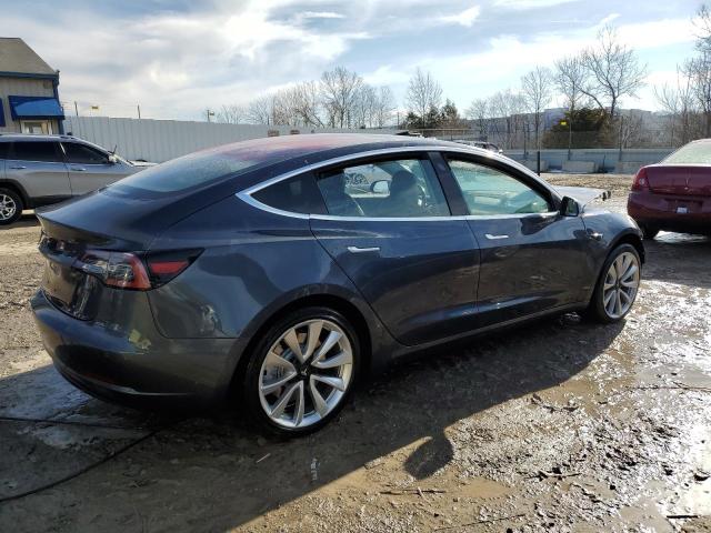  TESLA MODEL 3 2018 Сірий