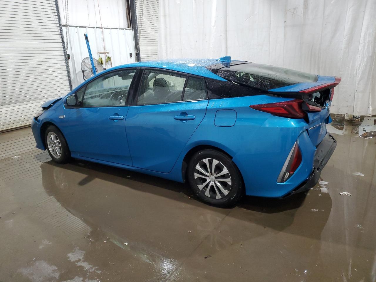 2021 Toyota Prius - Image 2