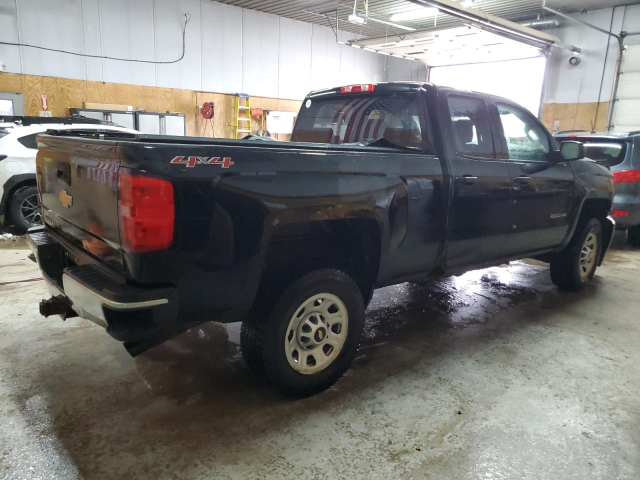 2015 Chevrolet Silverado - Image 3