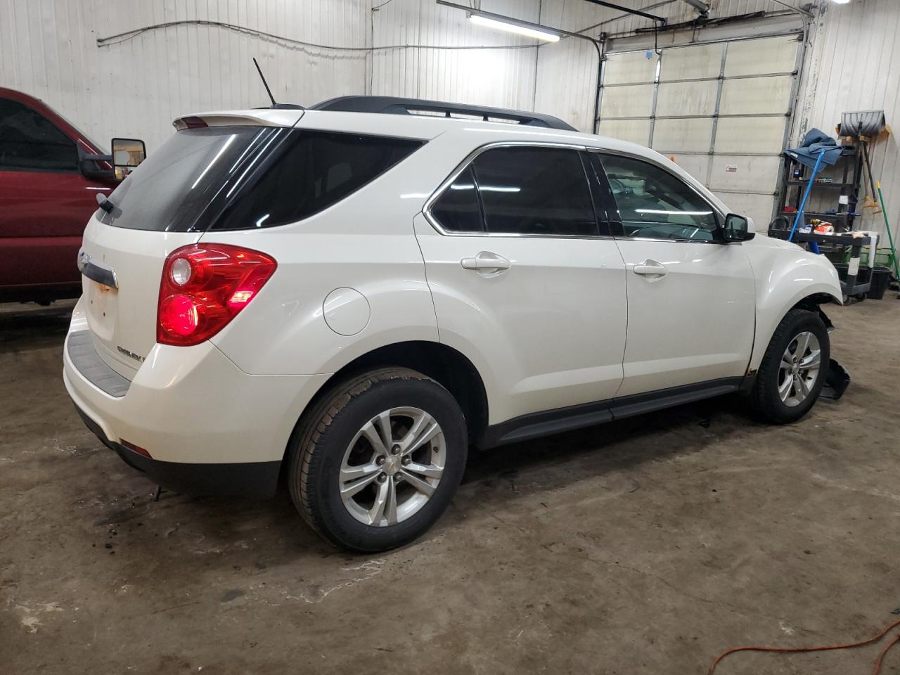 2015 Chevrolet Equinox - Image 3