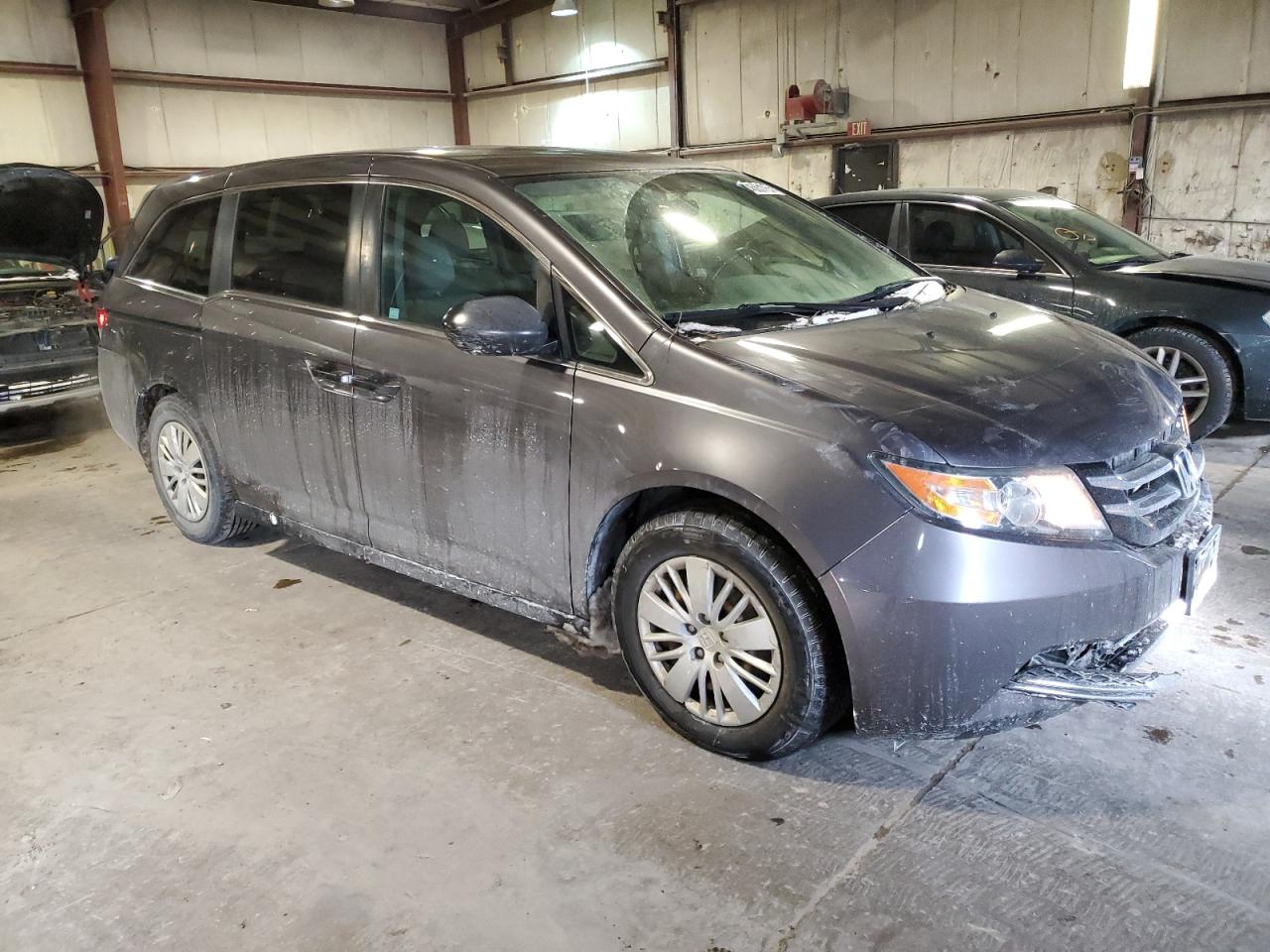 2015 Honda Odyssey - Image 4