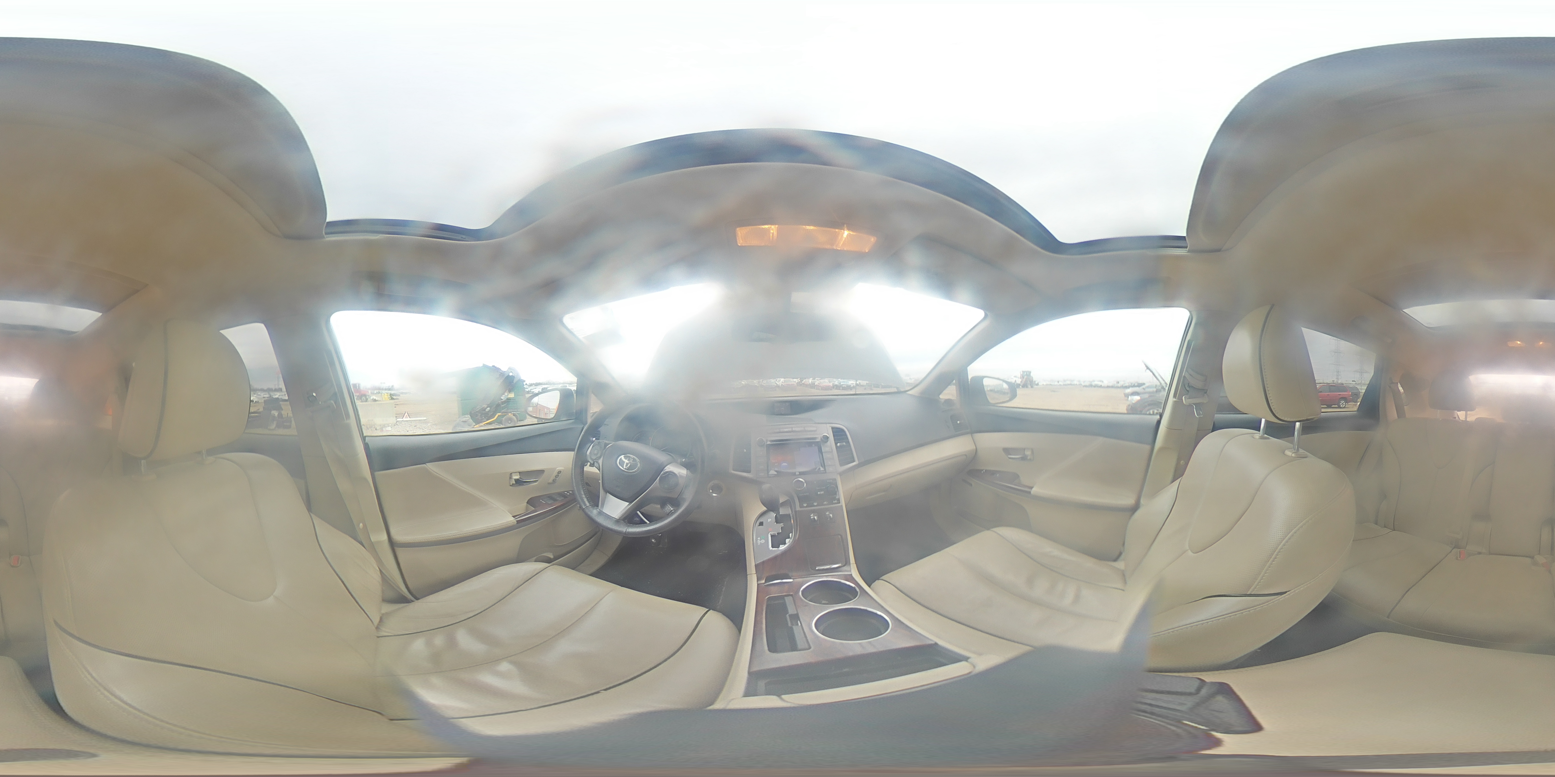 2015 Toyota Venza - Image 13