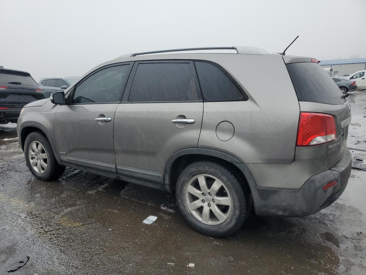 2012 Kia Sorento - Image 2