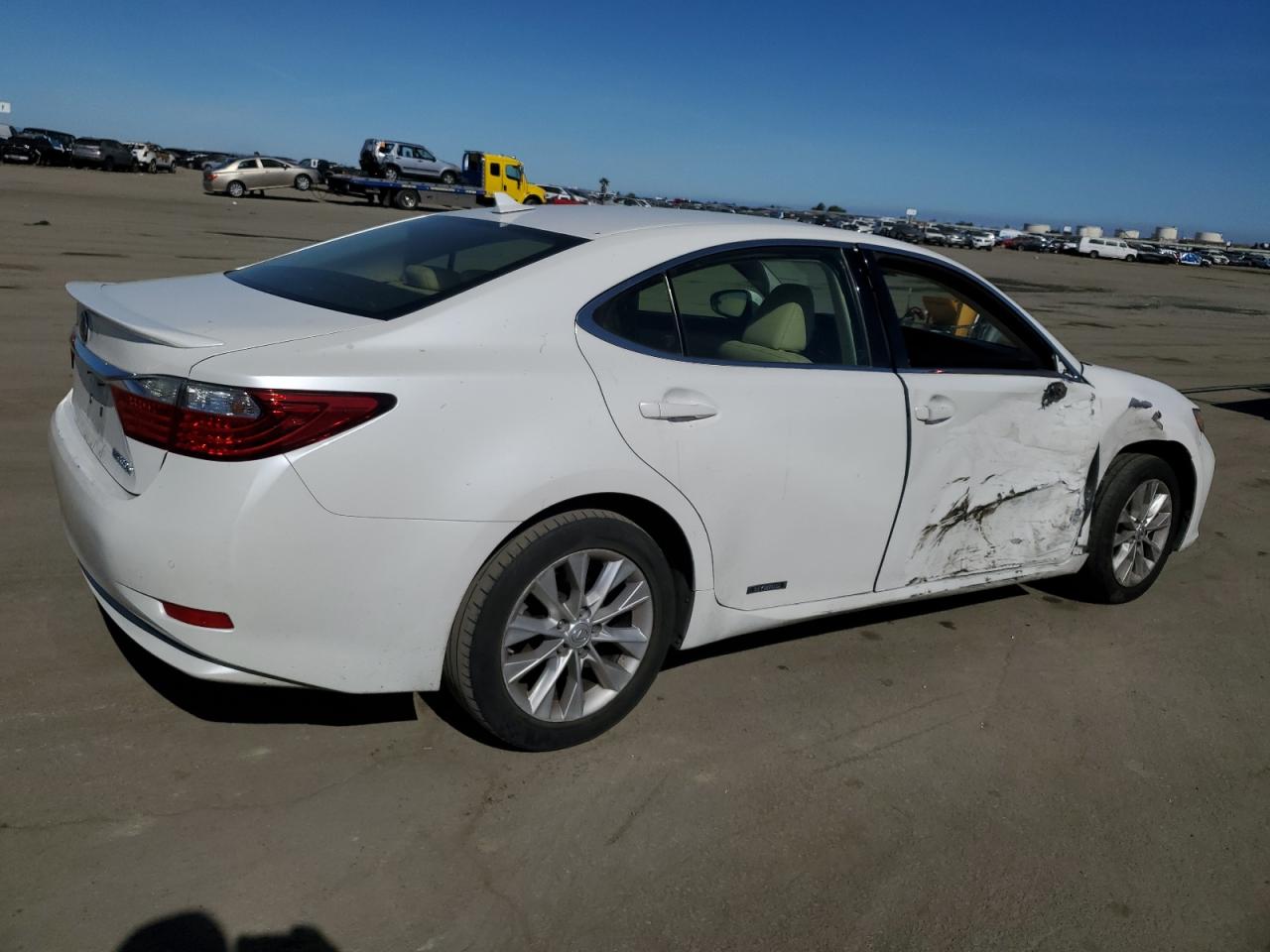 2013 Lexus ES - Image 3