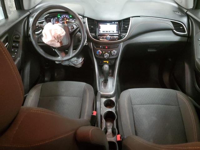  CHEVROLET TRAX 2017 Srebrny