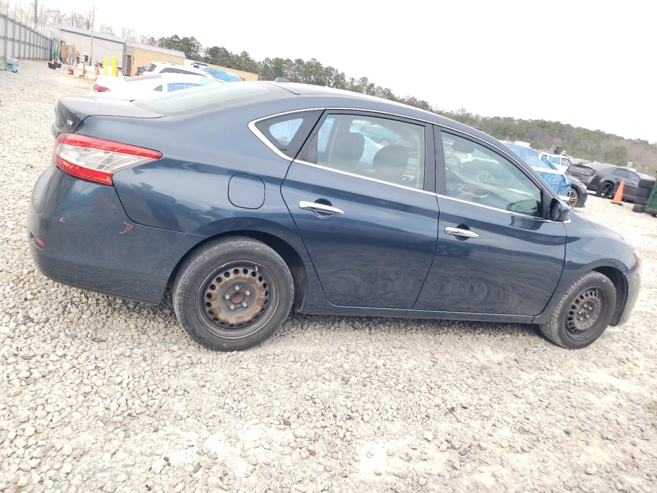 2015 Nissan Sentra - Image 3