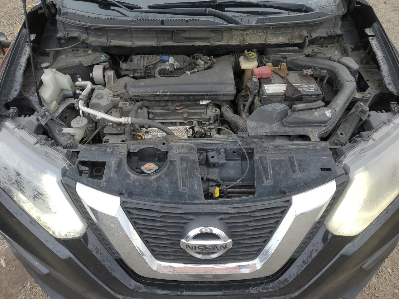 2017 Nissan Rogue - Image 13