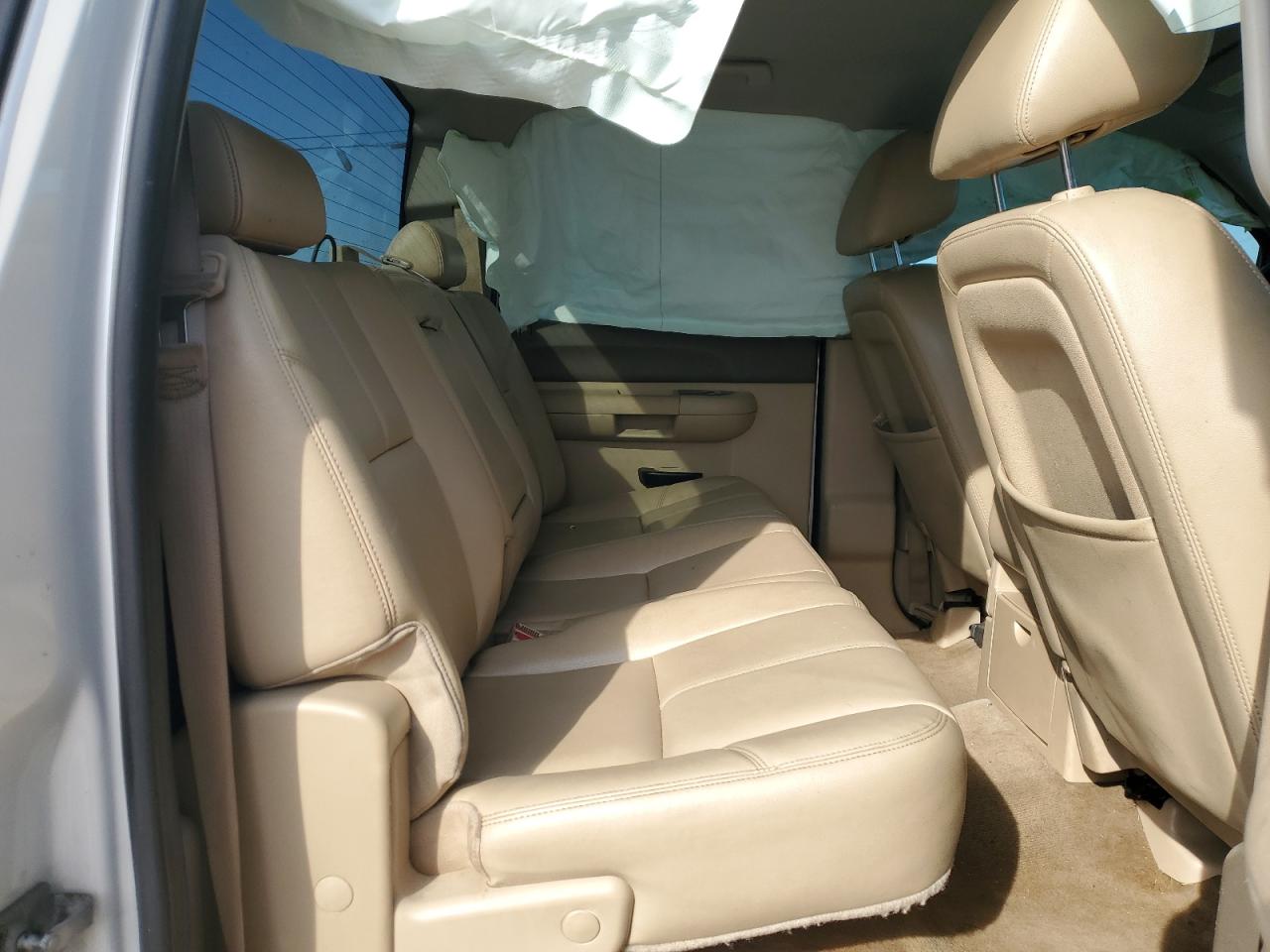 2012 Chevrolet Silverado - Image 10