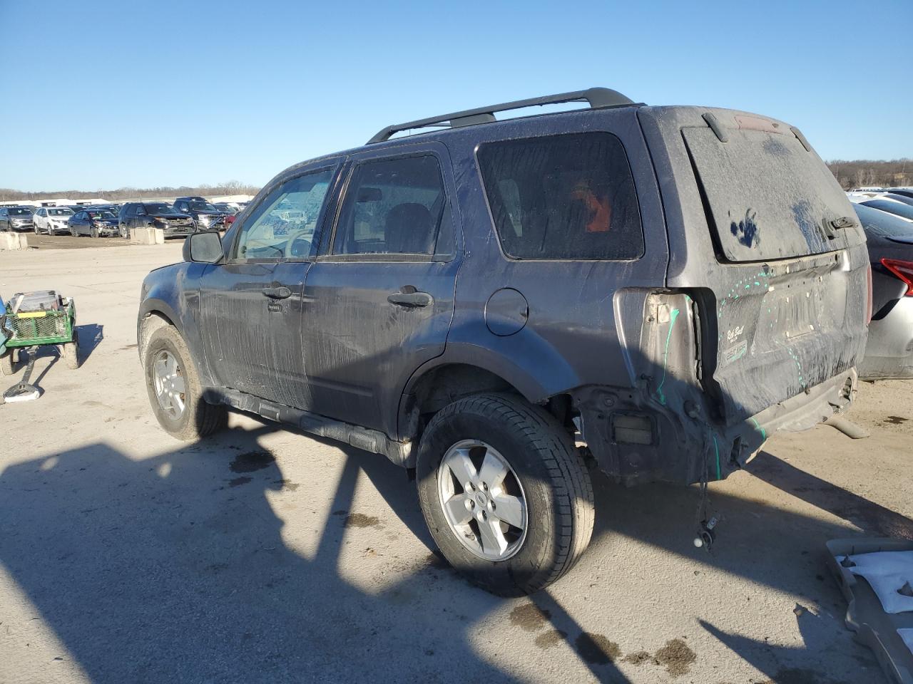 2009 Ford Escape - Image 2