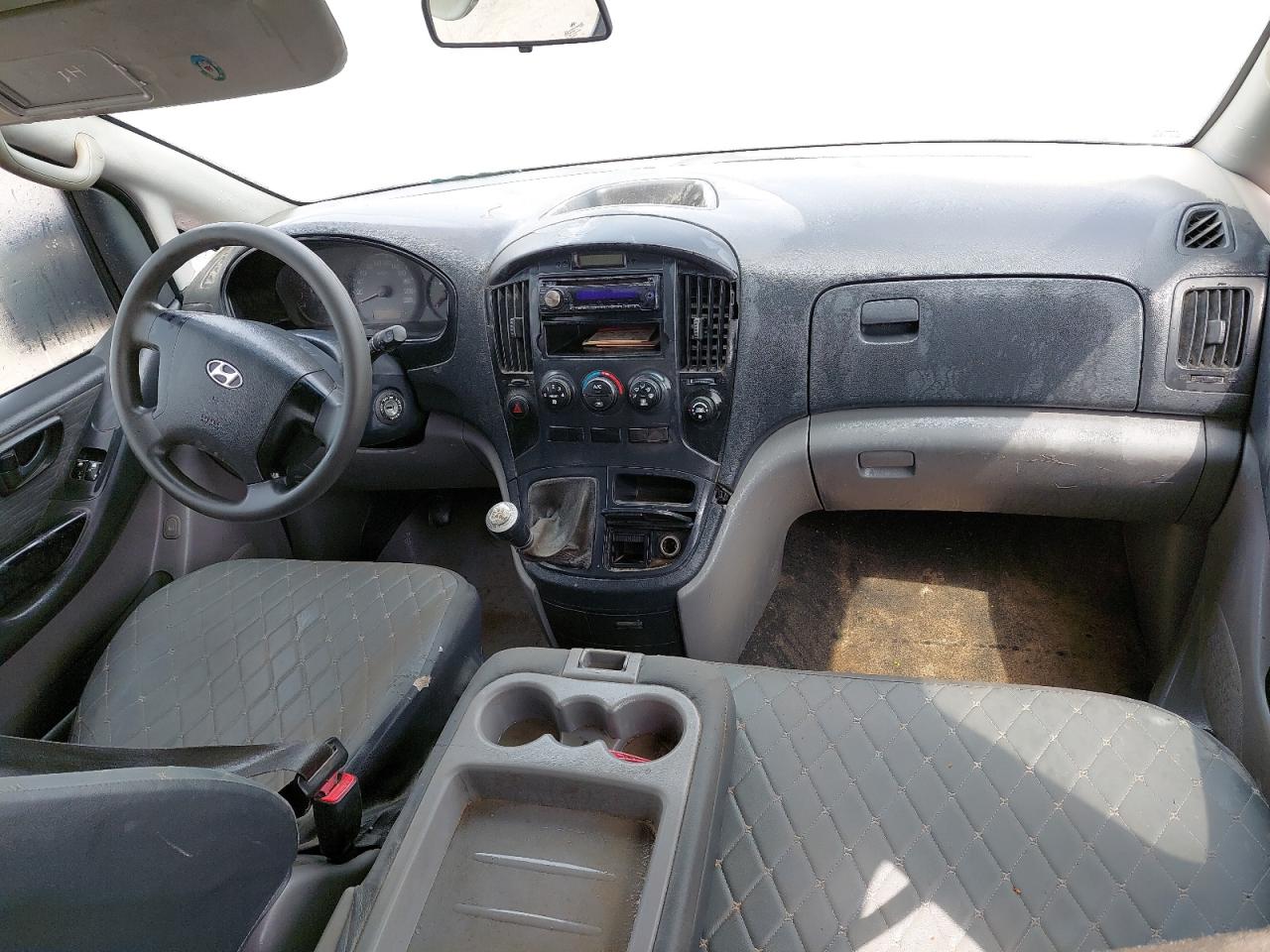 KMJWA37R6DU498243 - 2013 Hyundai H1 - #46766475