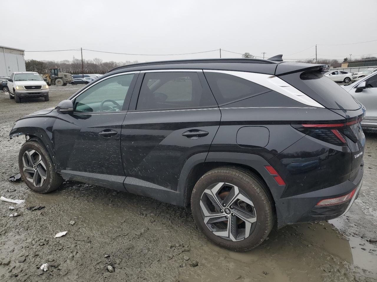 2022 Hyundai Tucson - Image 2