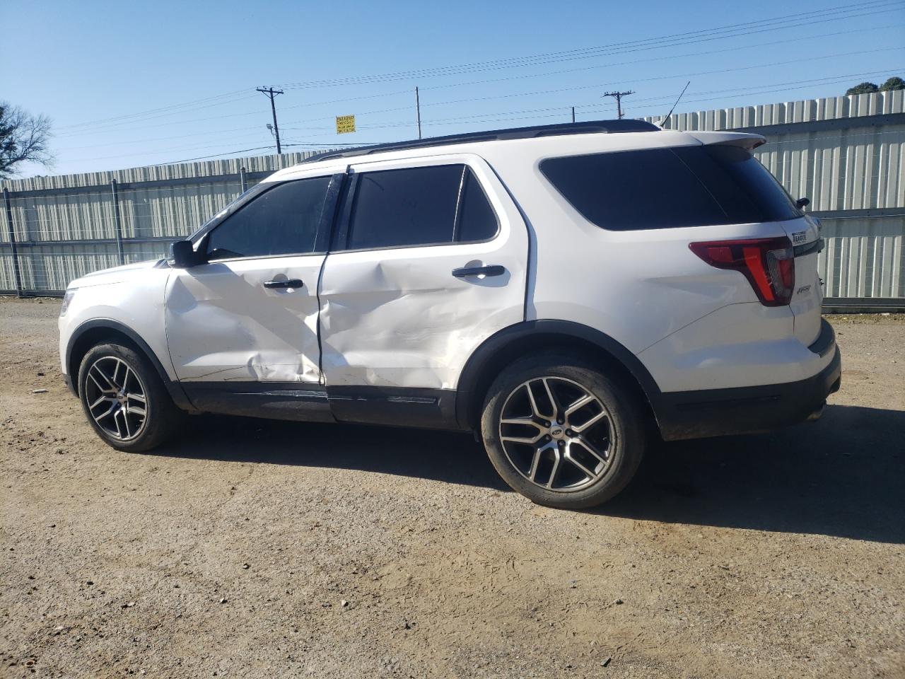 2018 Ford Explorer - Image 2