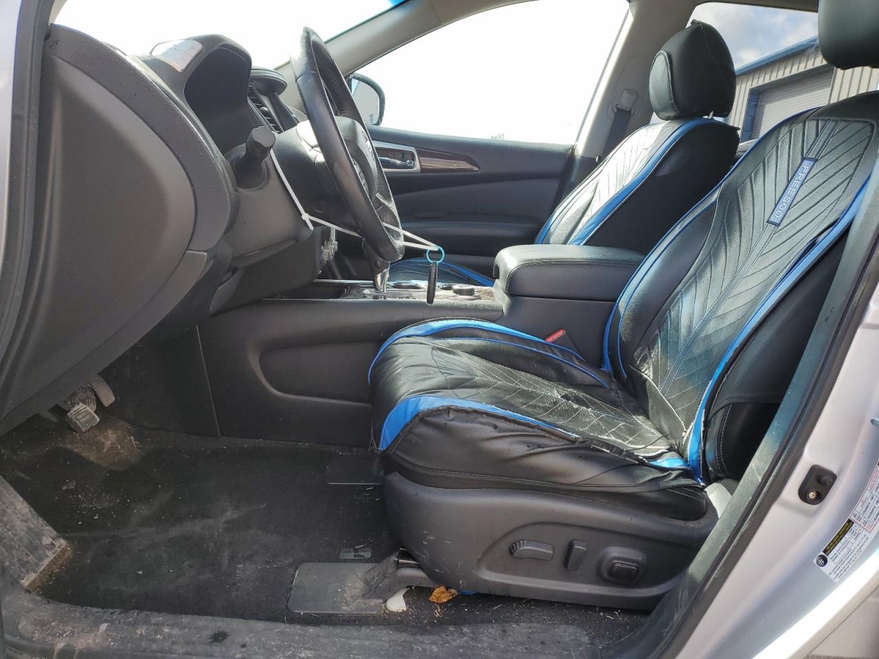 2013 Nissan Pathfinder - Image 7