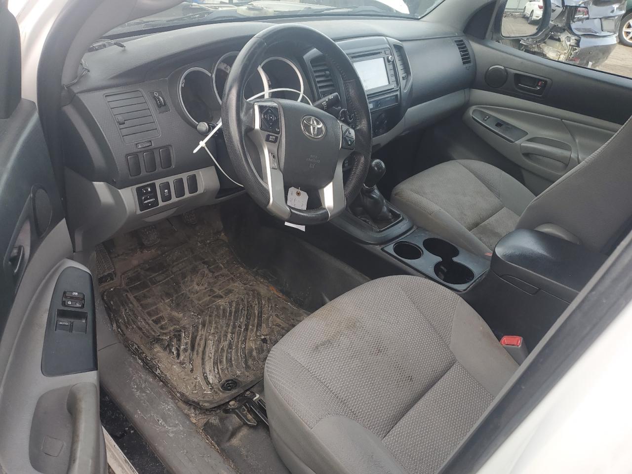2014 Toyota Tacoma - Image 8