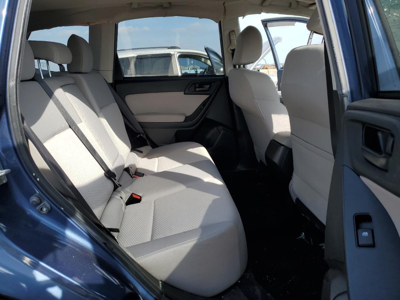 2014 Subaru Forester - Image 11