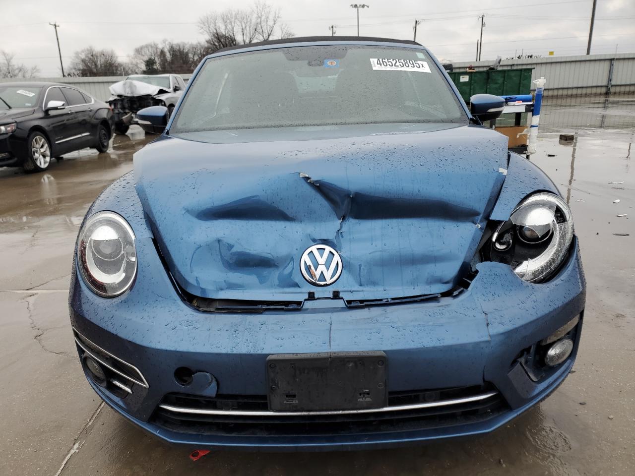 2019 Volkswagen Beetle - Image 5
