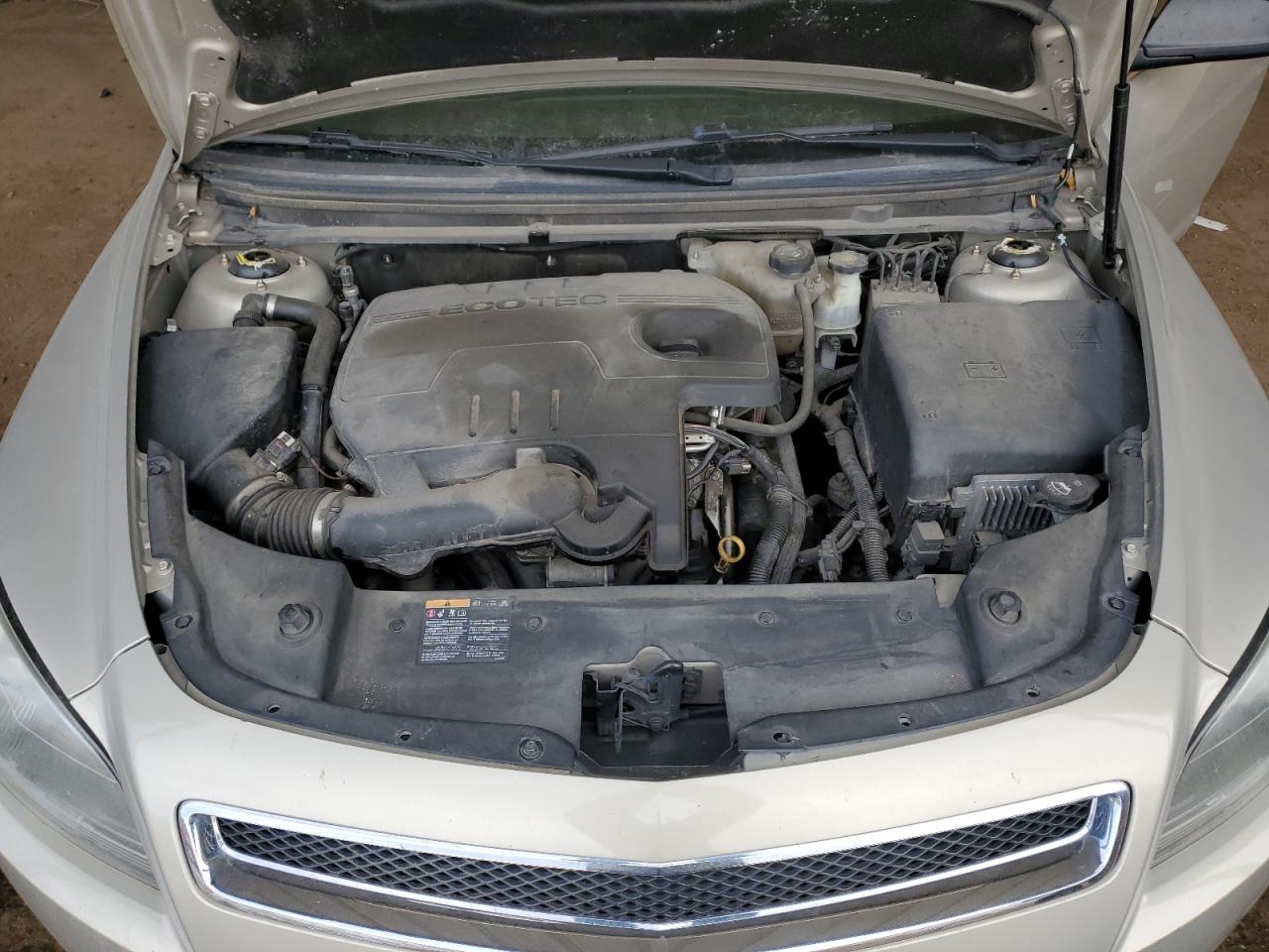 2011 Chevrolet Malibu - Image 11