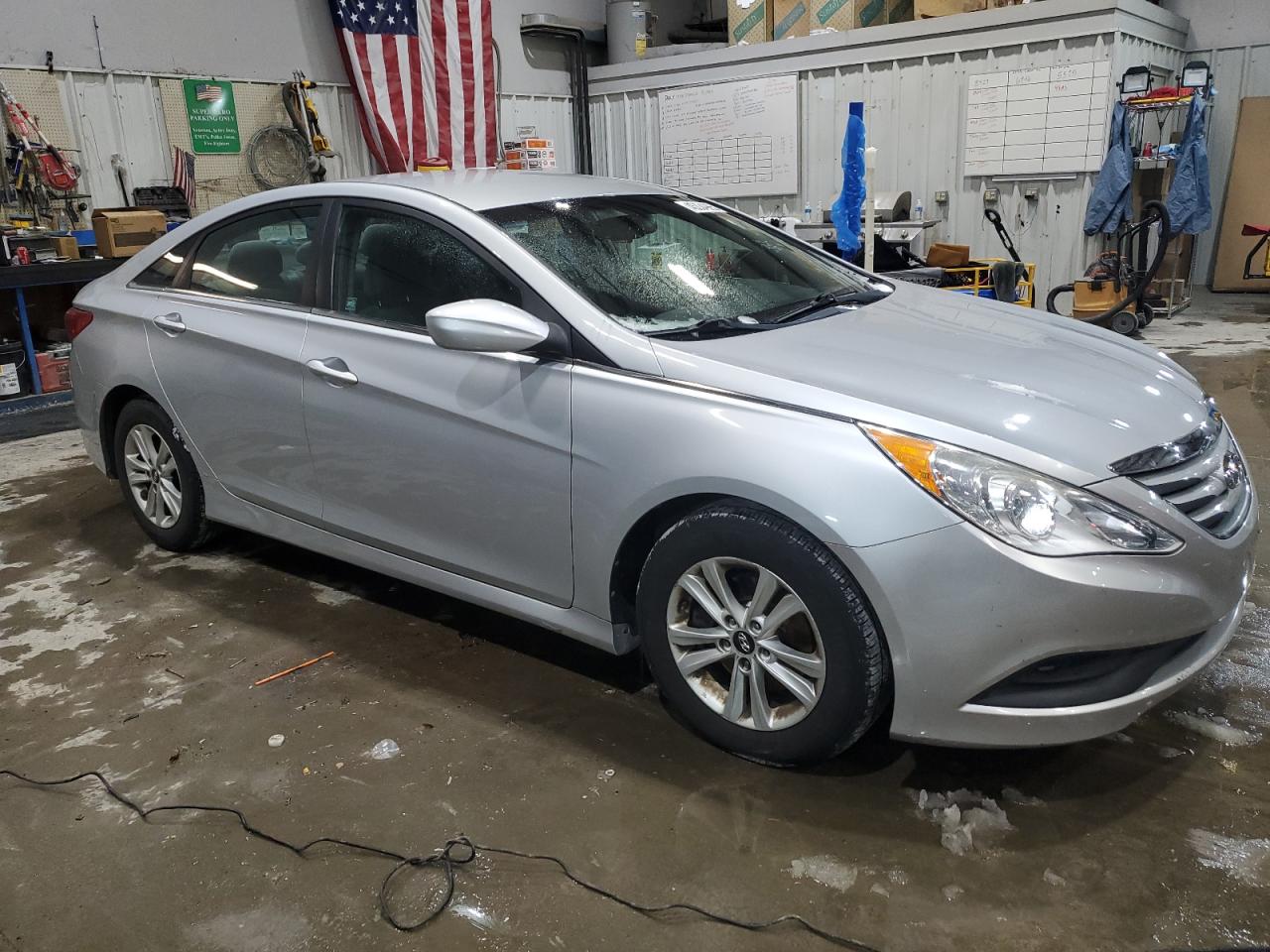 2014 Hyundai Sonata - Image 4