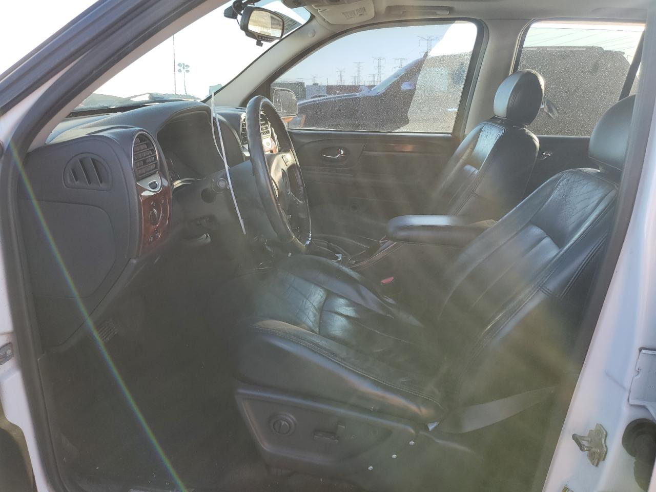 2005 GMC Envoy - Image 7
