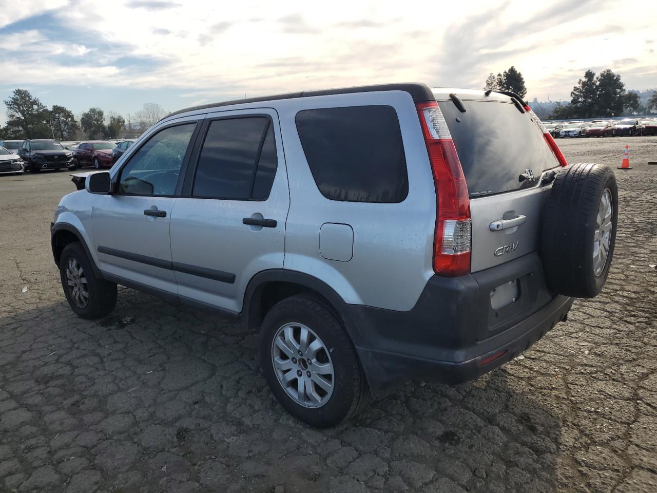 2005 Honda CR-V - Image 2