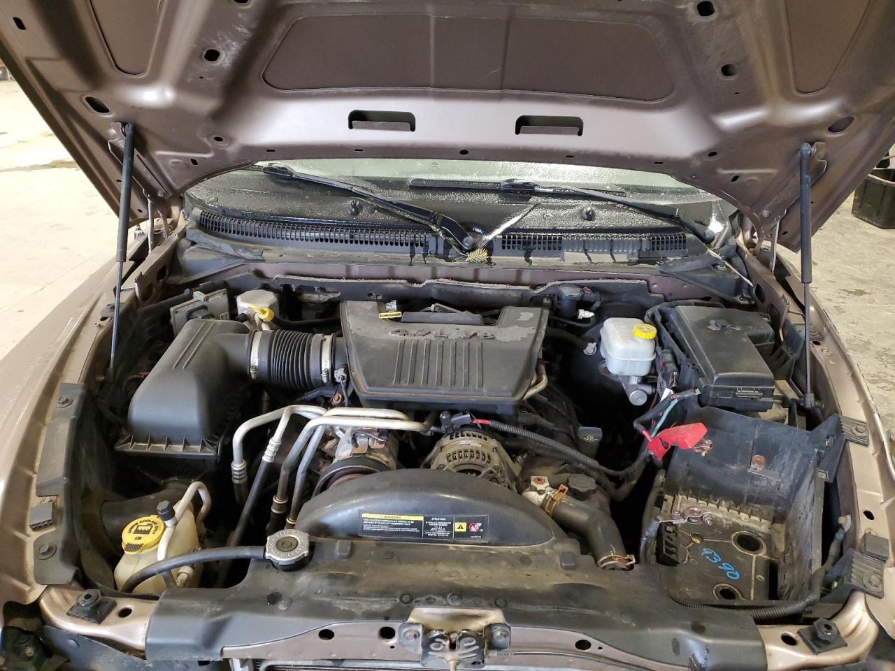 2010 Dodge Dakota - Image 11
