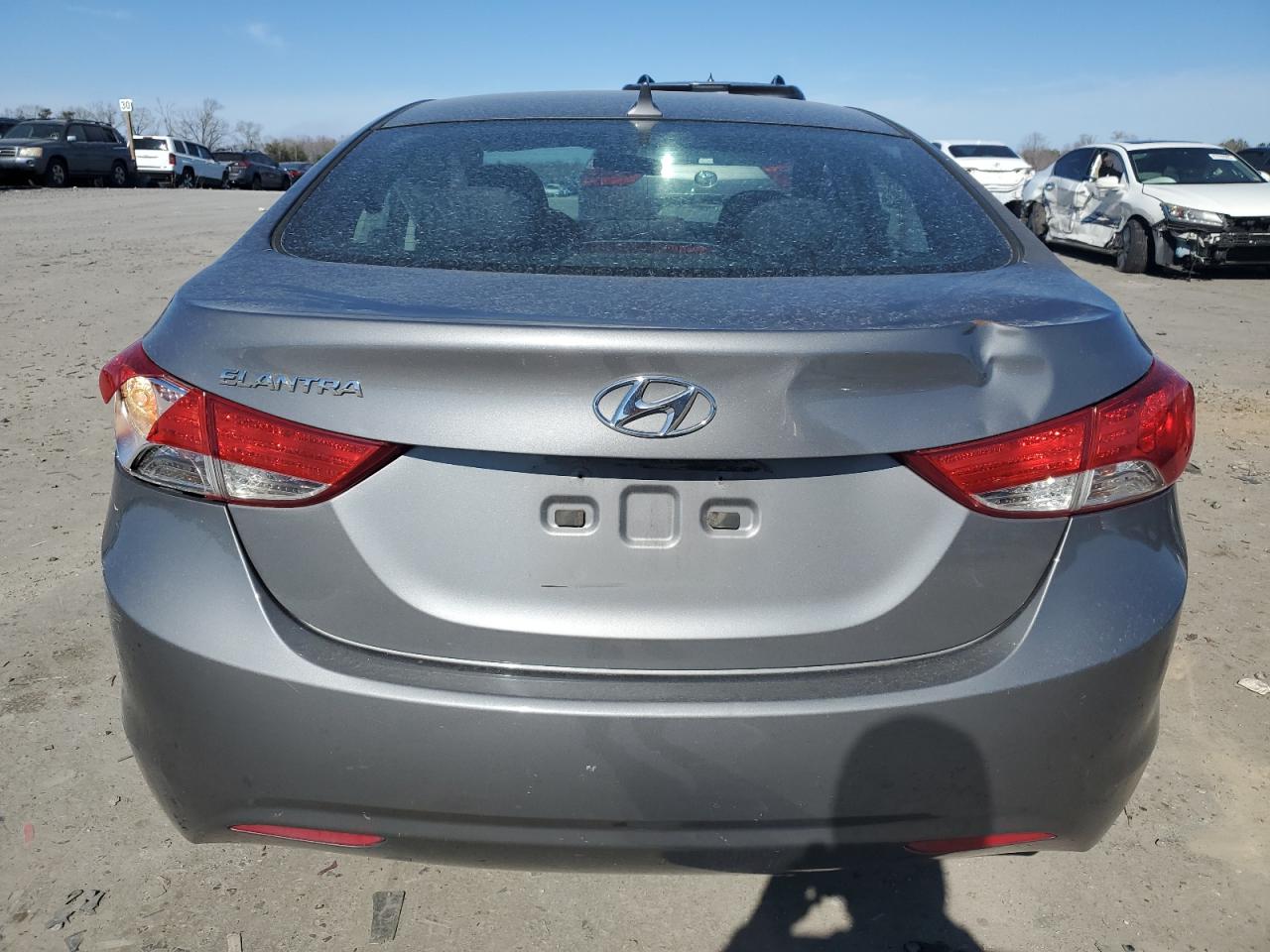 2013 Hyundai Elantra - Image 6