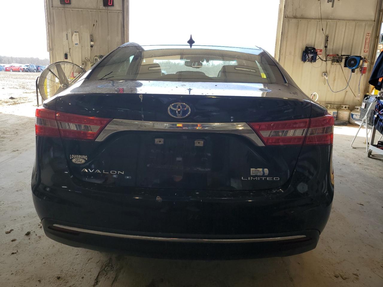 2018 Toyota Avalon - Image 6