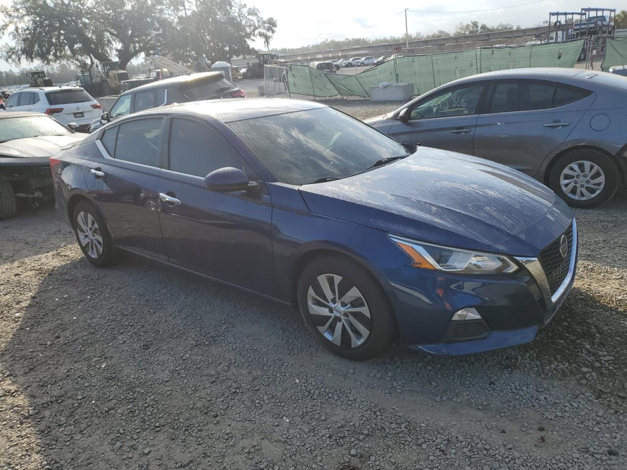 2019 Nissan Altima - Image 4