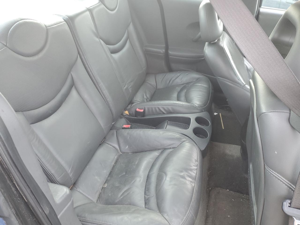 2003 Saturn ION - Image 11