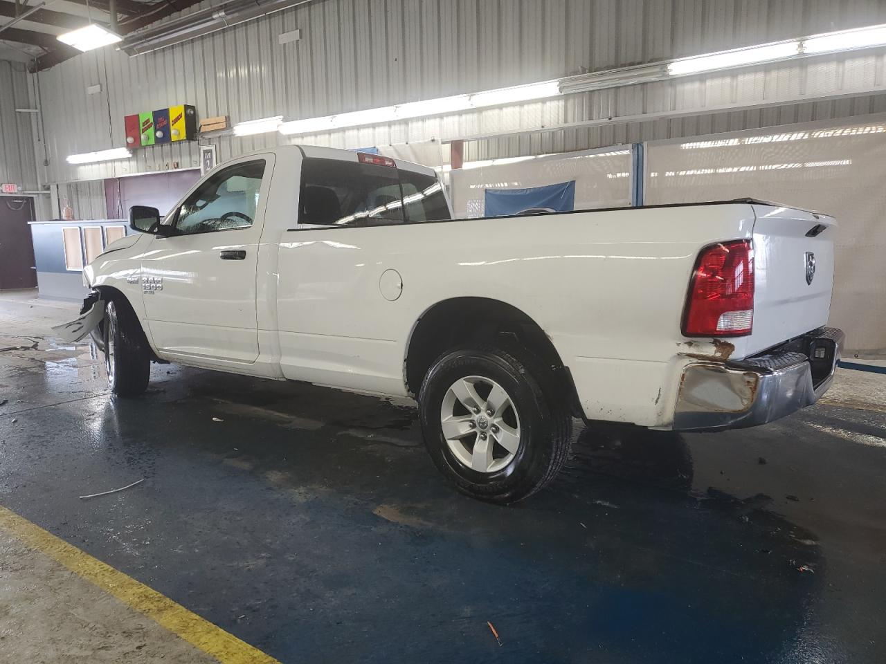 2020 RAM 1500 - Image 2