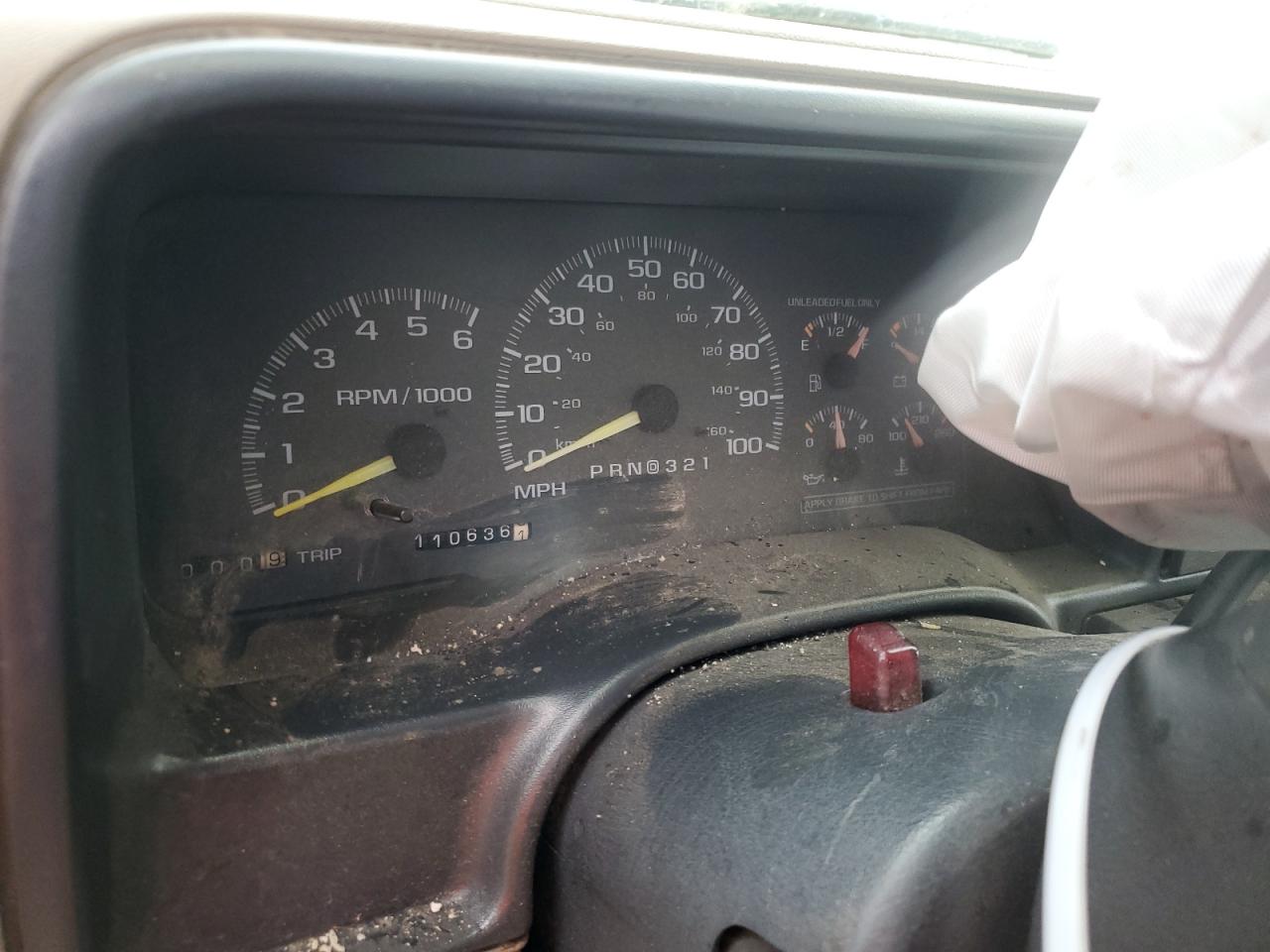 1998 Chevrolet GMT-400 - Image 9