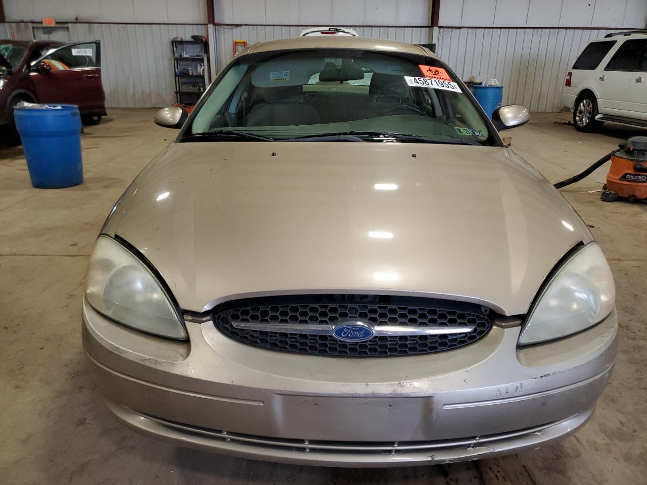 2001 Ford Taurus - Image 5