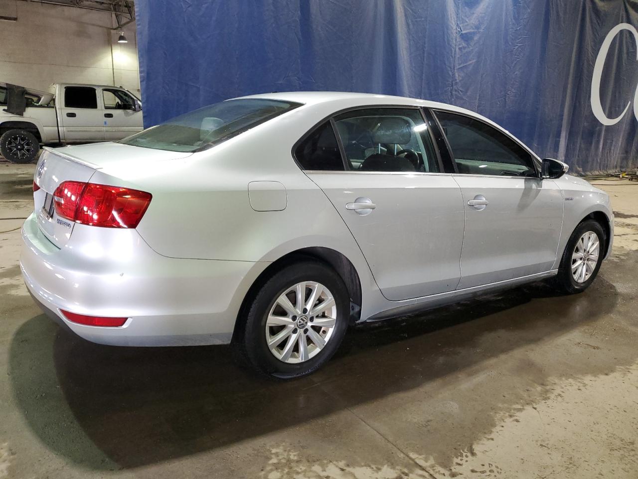 2014 Volkswagen Jetta - Image 3