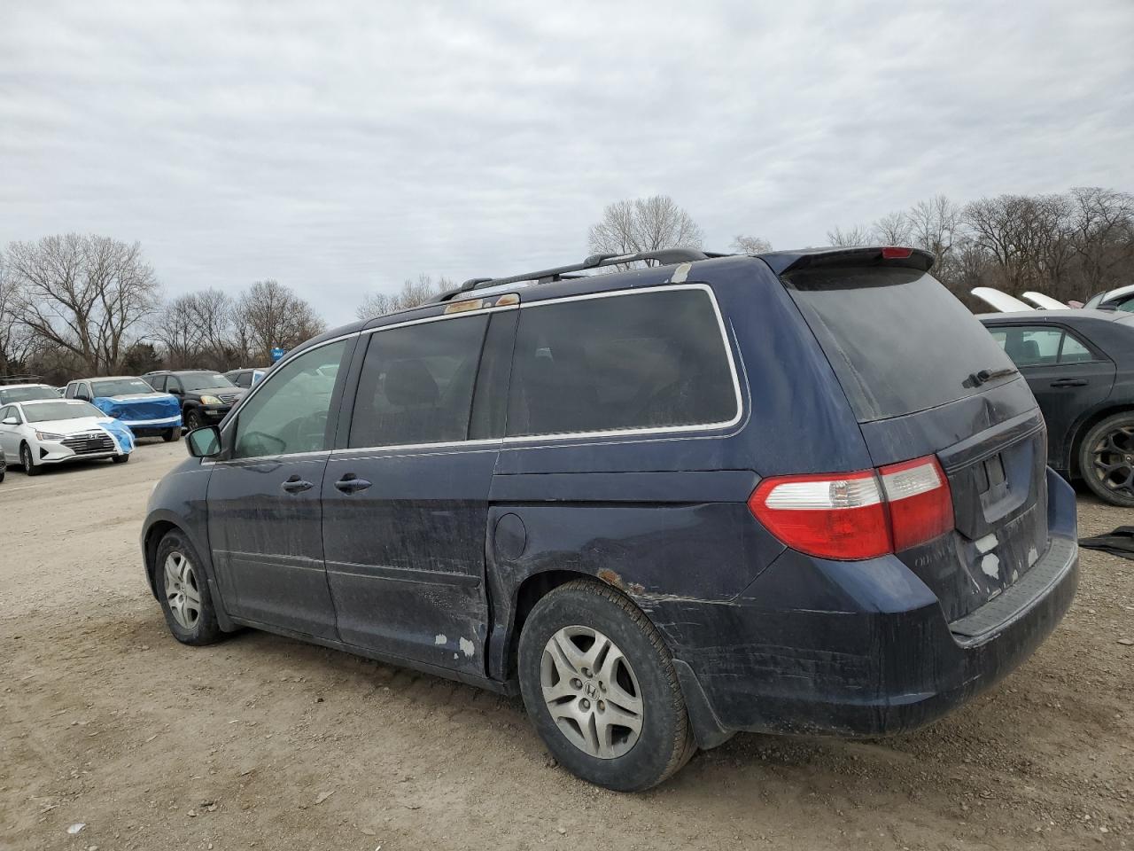 2006 Honda Odyssey - Image 2