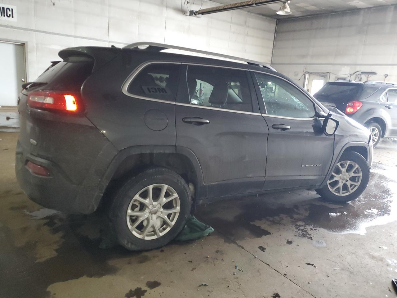 2015 Jeep Grand Cherokee - Image 3