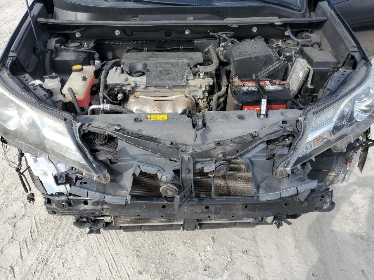 2015 Toyota RAV 4 - Image 11