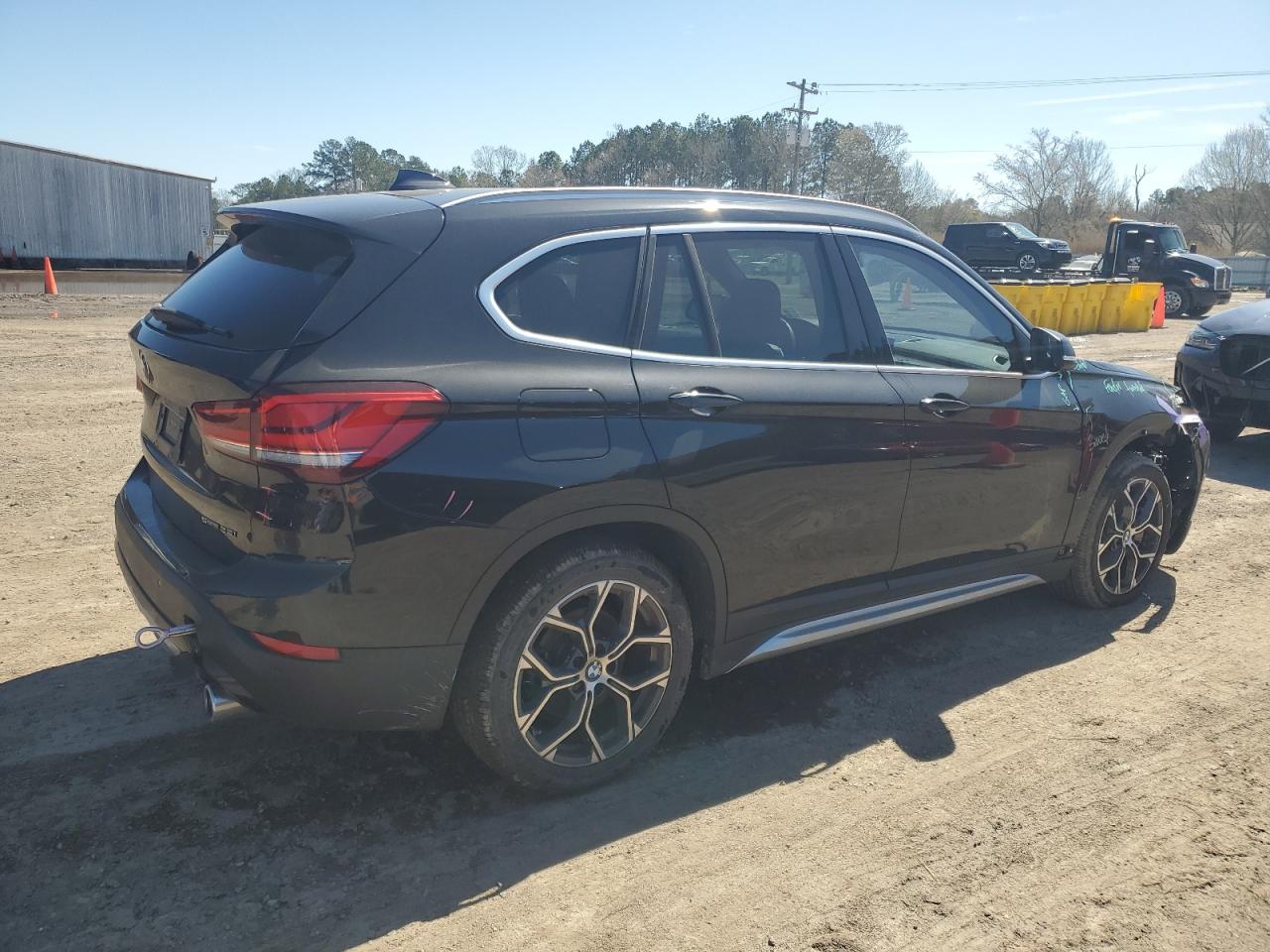 2021 BMW X1 - Image 3