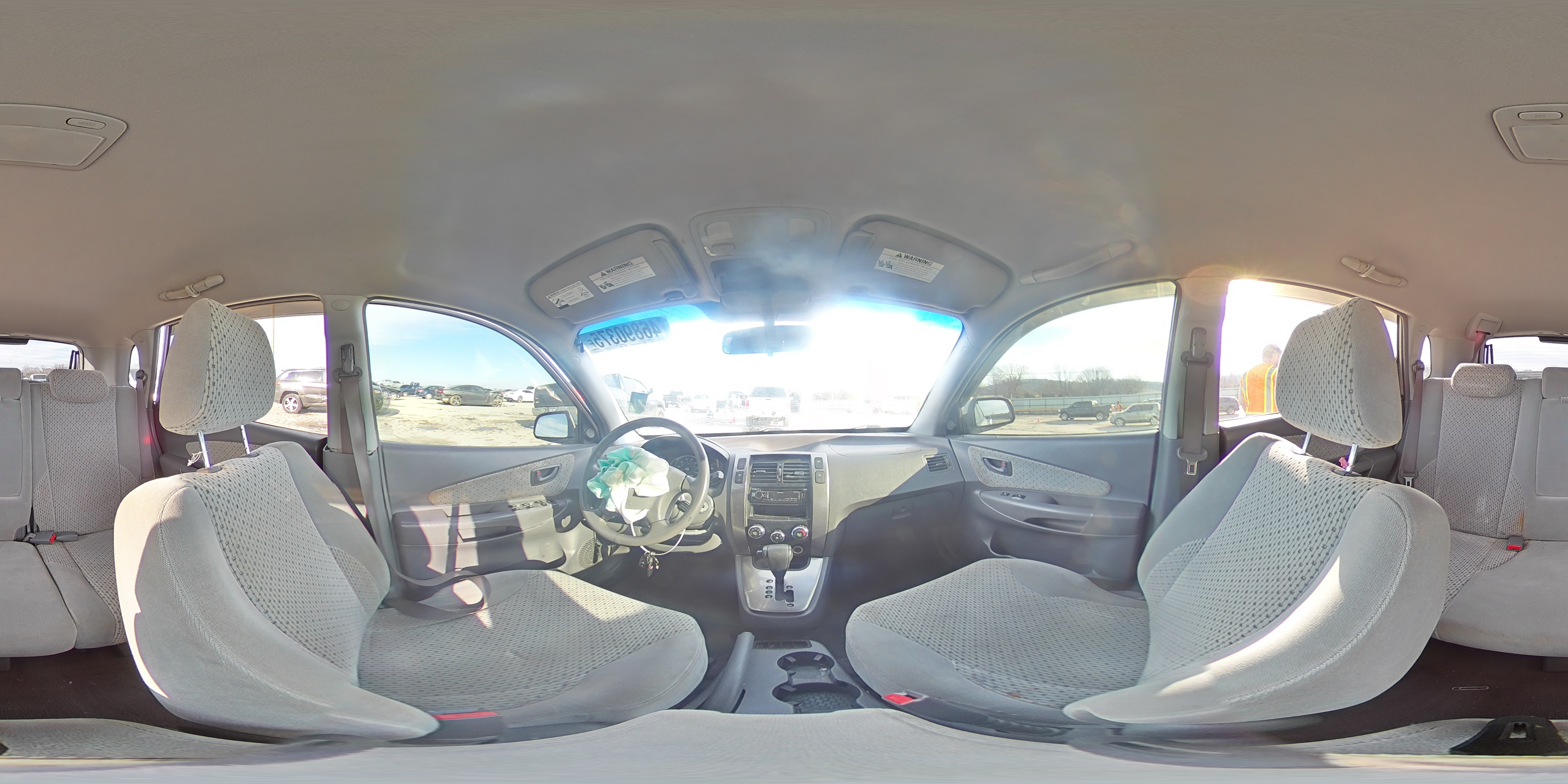 2005 Hyundai Tucson - Image 14