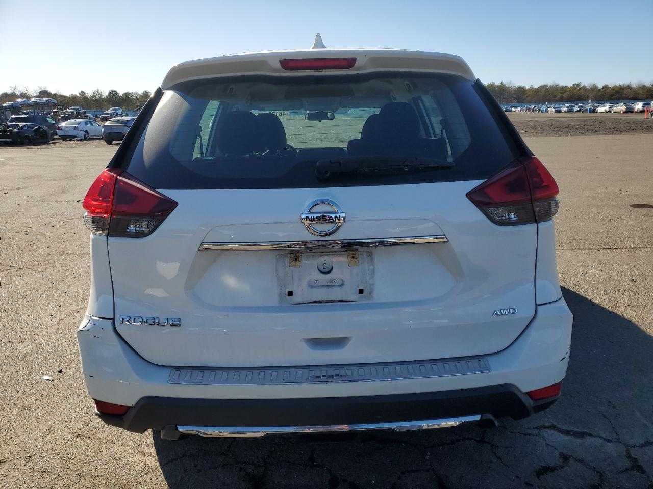 2018 Nissan Rogue - Image 6