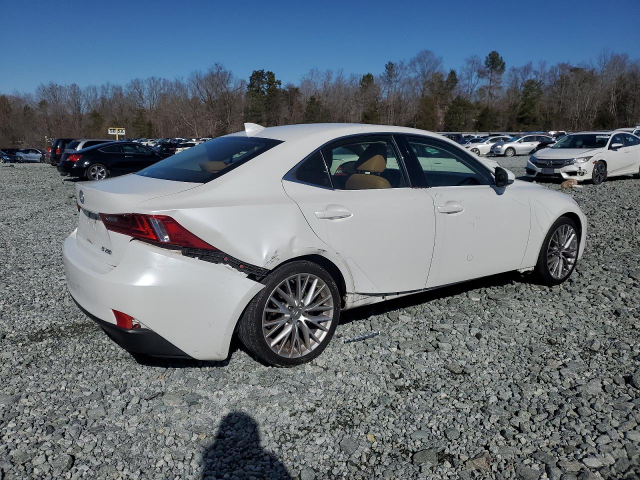 2015 Lexus IS - Image 3