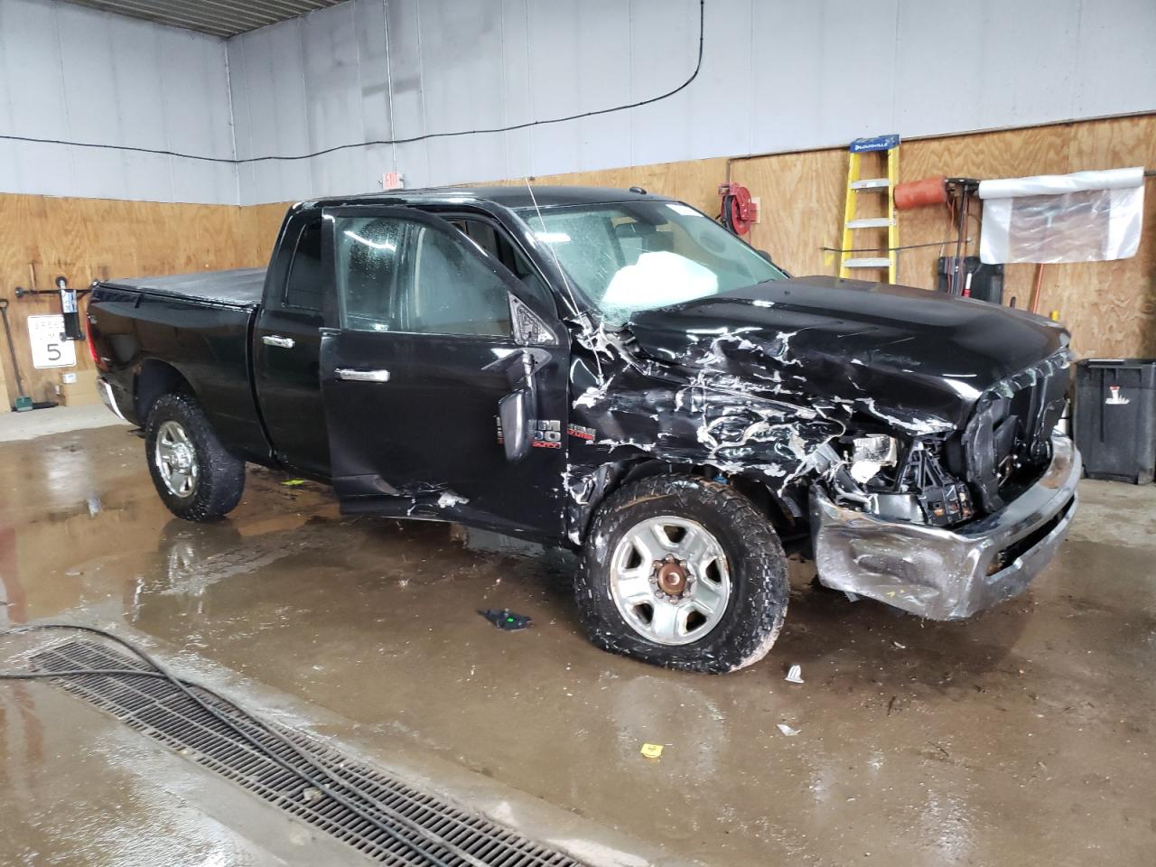 2017 RAM 2500 - Image 4