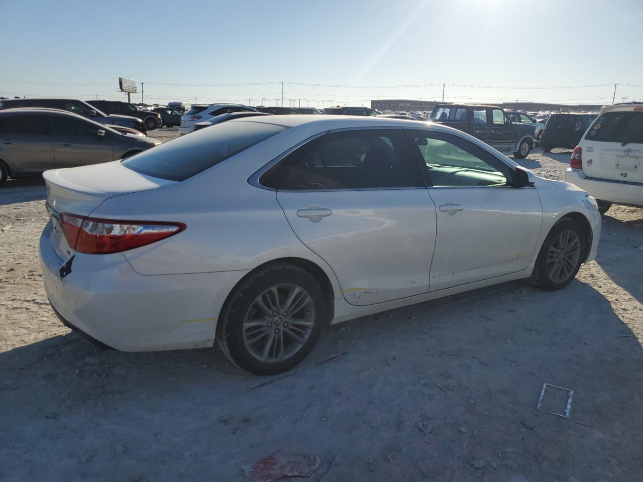 2016 Toyota Camry - Image 3