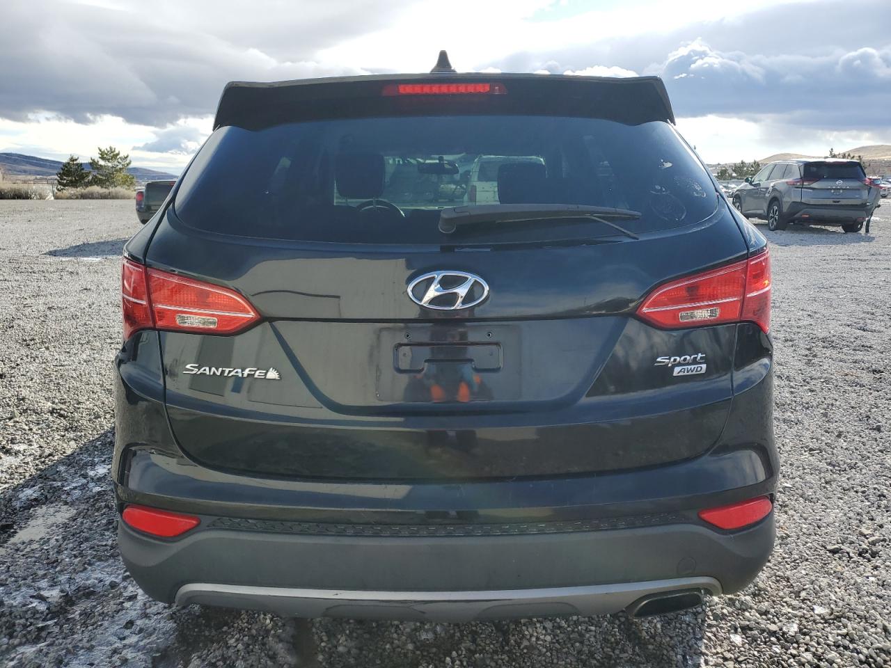 2015 Hyundai Santa Fe - Image 6