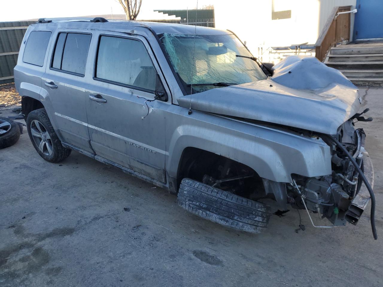 2016 Jeep Liberty (Patriot) - Image 4