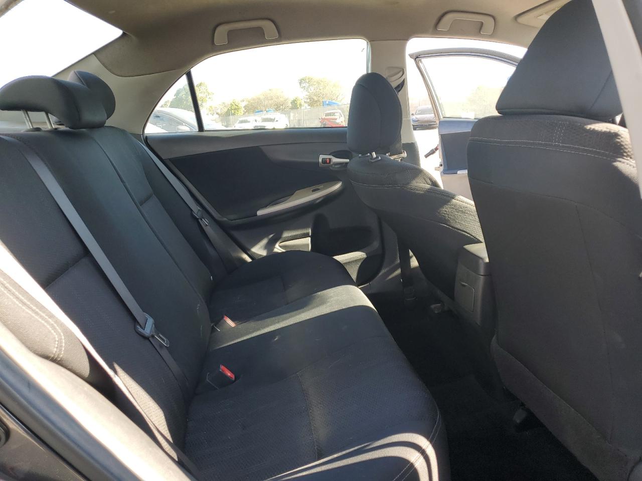 2012 Toyota Corolla - Image 11