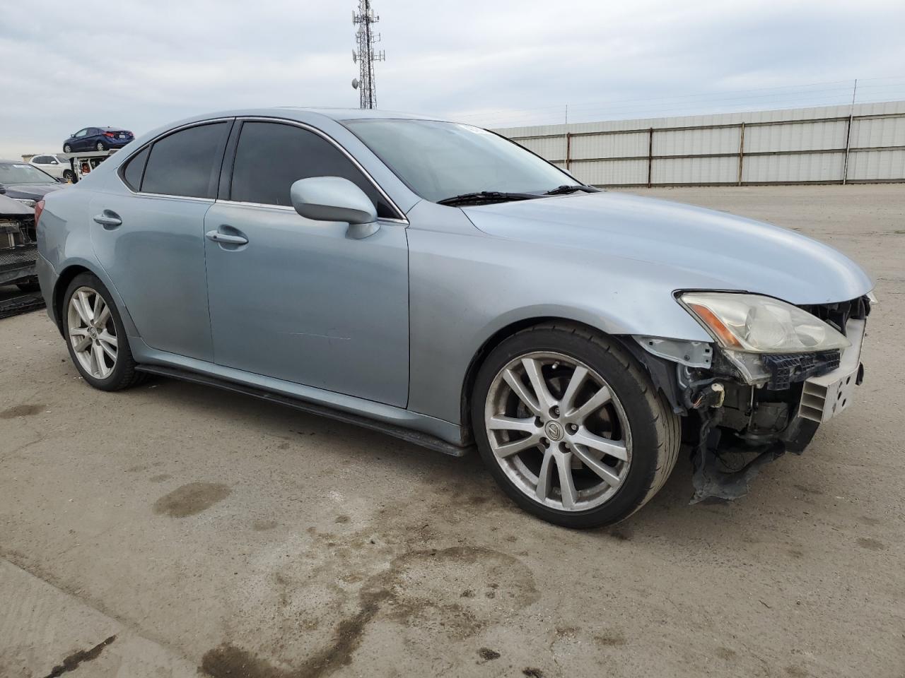 2007 Lexus IS - Image 4
