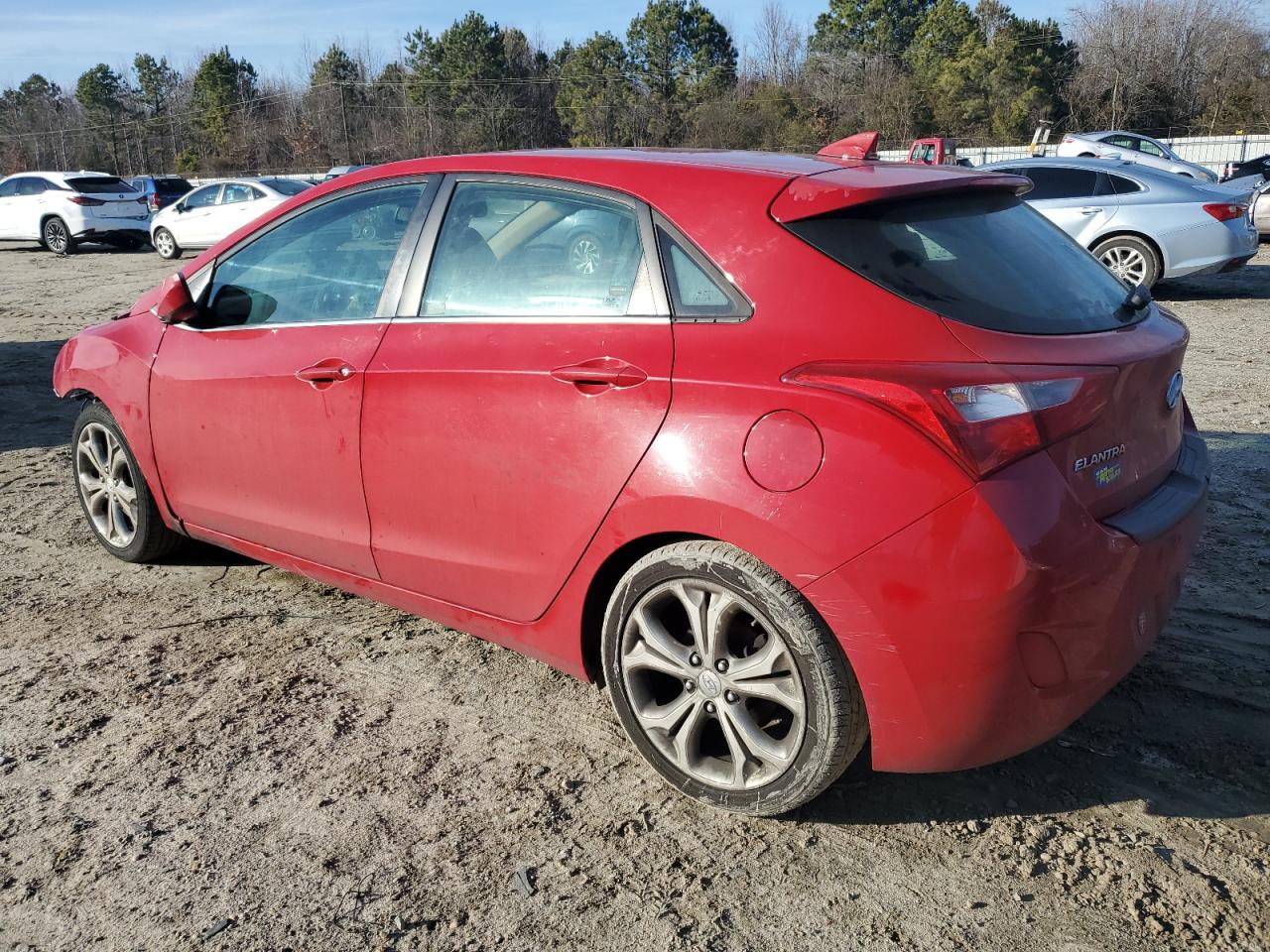 2013 Hyundai Elantra - Image 2