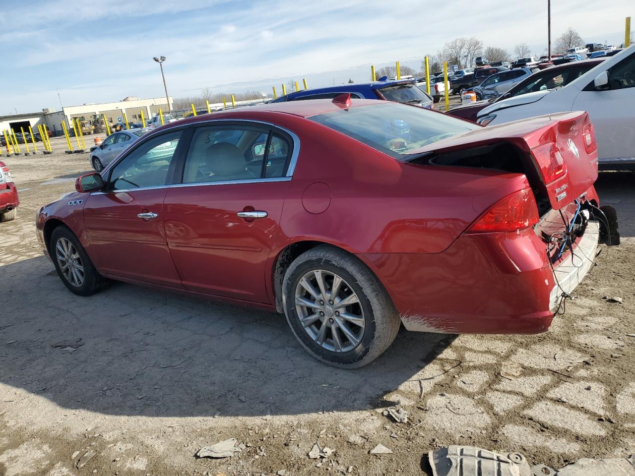 2009 Buick Lucerne - Image 2
